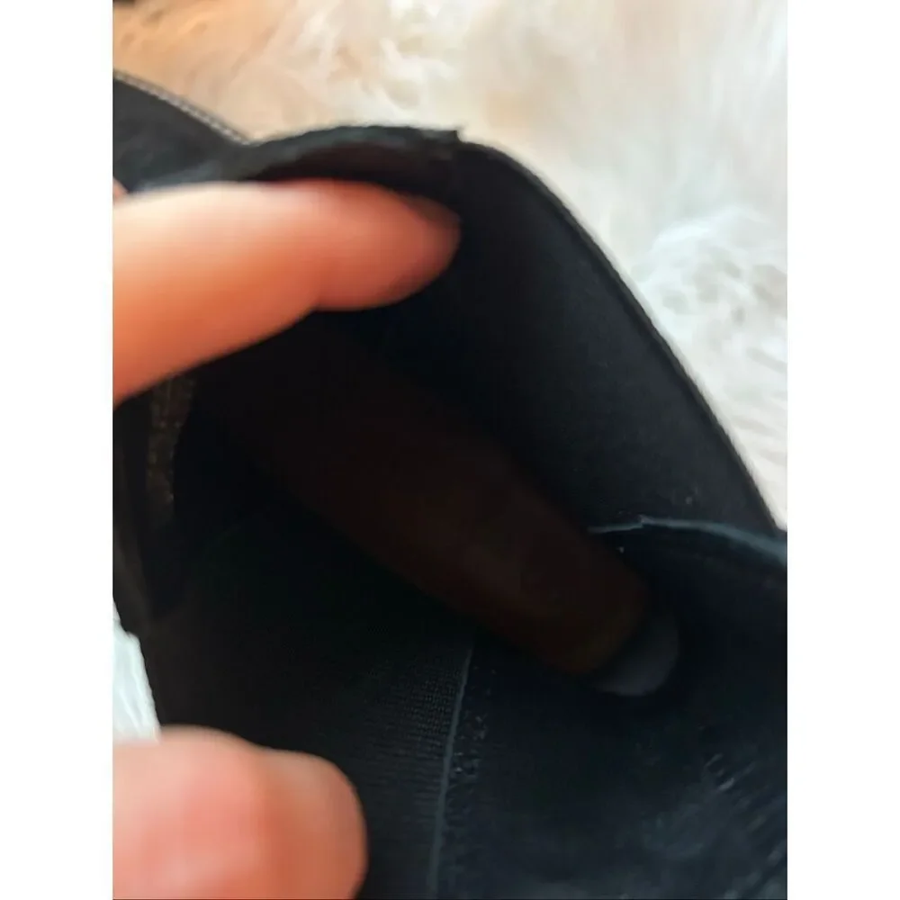 Tory Burch Black Suede Lug Sole Chelsea Boots sz 9.5